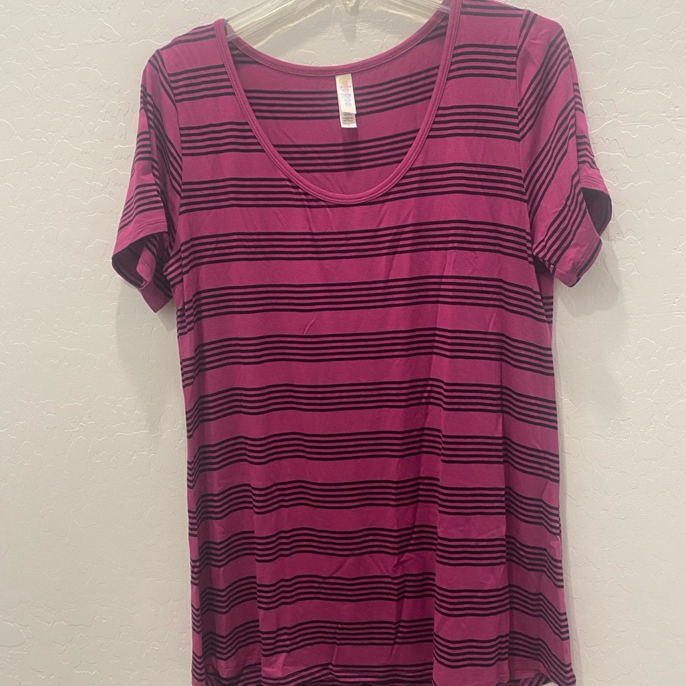 Lularoe Classic Tee - image 1